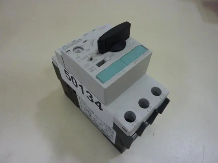 Used SIEMENS 3RV1021-0FA15 Circuit Breakers Michigan US | Ideal Machinery #711946