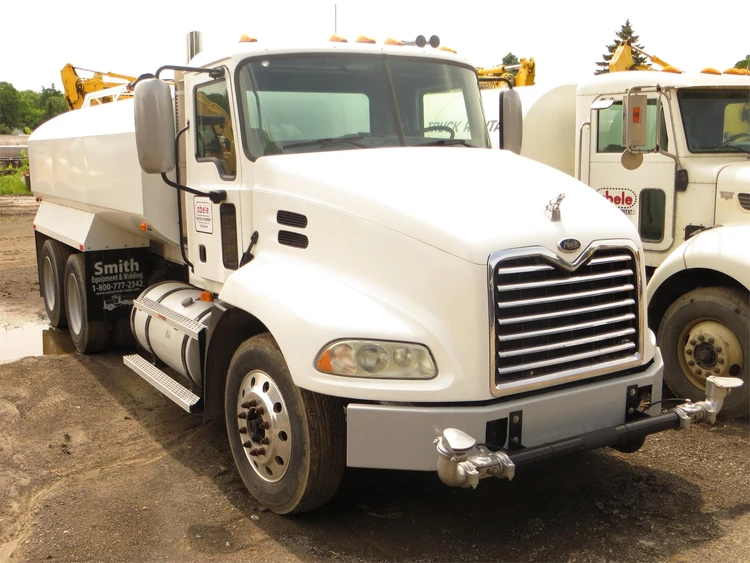 Used 2006 MACK VISION CXN613 Water Trucks | Abele Tractor #1343006