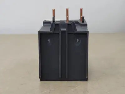 USED SCHNEIDER ELECTRIC LRD 05