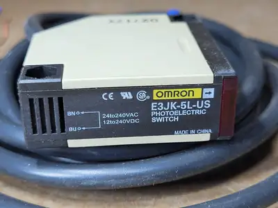 NEW OMRON E3JK-5M2-N-US