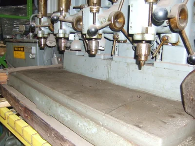 USED EDLUND 1F7