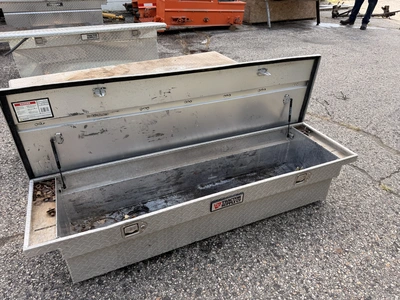 Used TRUCK TOOL BOX _UNKNOWN_ Tool Box Michigan US | Miedema Asset Management Group #1414309