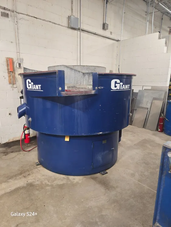 Used GIANT FINISHING GB-20 Vibratory Machines Arizona US | Midstate Machinery #777996