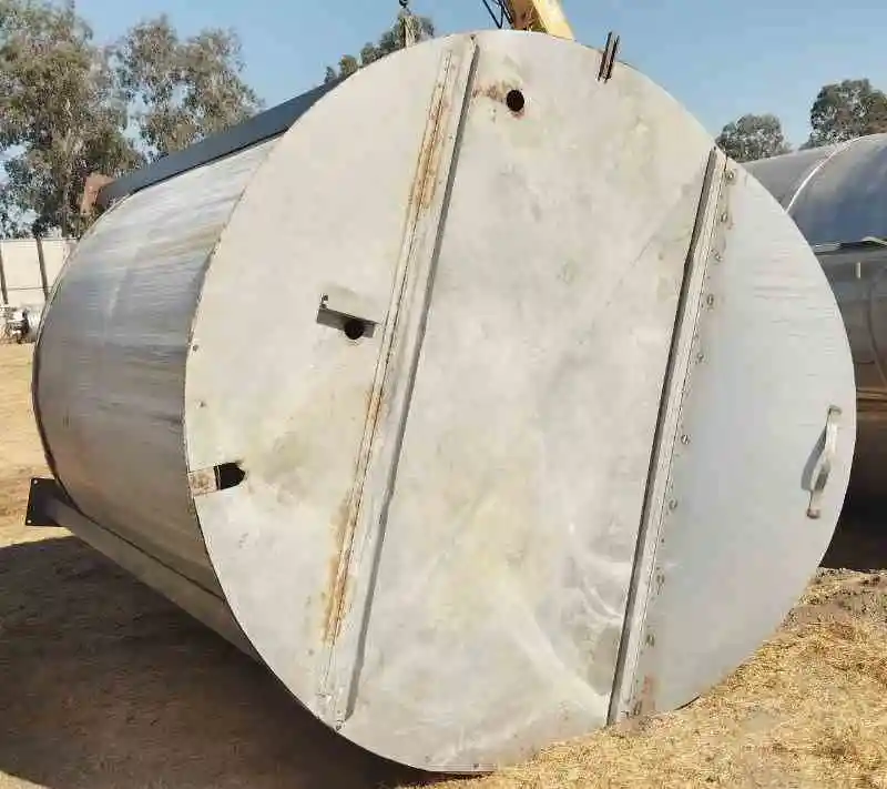 2750 gal stainless steel tank