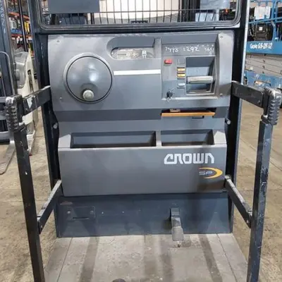 USED 2016 CROWN SP3510-30