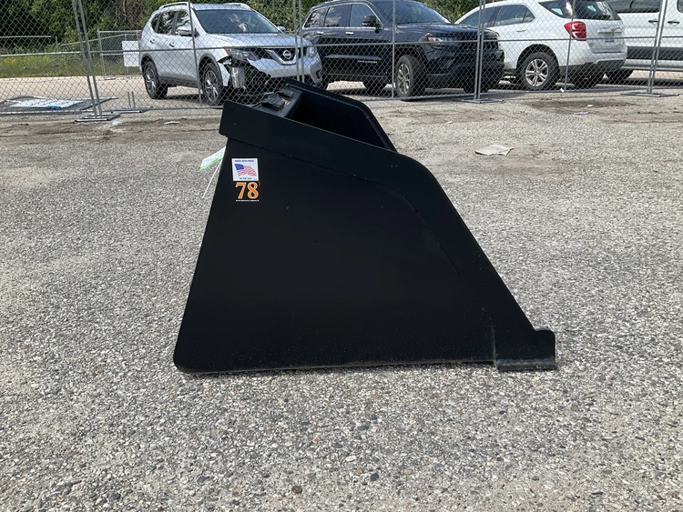 Used TOMAHAWK 78" SNOW/ MULCH BUCKET Skid Steer Buckets Michigan US | Miedema Asset Management Group #1342549