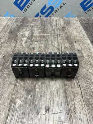 USED SQUARE D QO340
