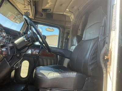 USED 2000 PETERBILT 379