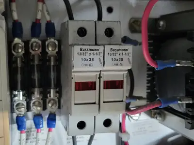 Used EATON SVX015A1-5A4N1 Switchgears British Columbia CA | Lenmark #240367