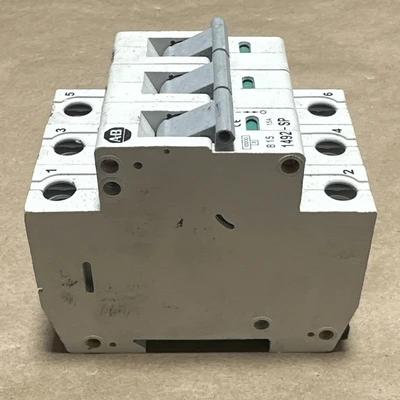 USED Allen-Bradley 1492-SP3B150