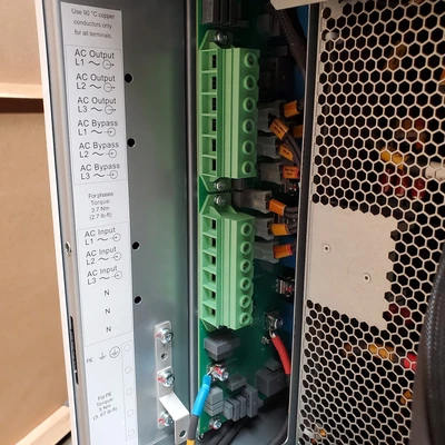 Used Schneider Electric GVSUPS20KB2D Uninterruptible Power Supplies | American Industrial Supply Co. #1544293