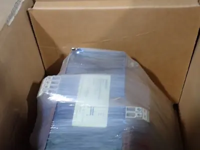 NEW SIEMENS 4AM6142F1T100FA0