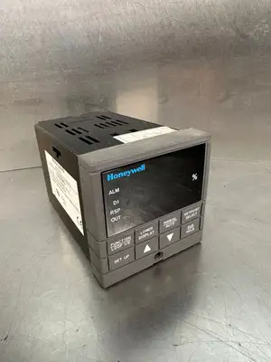Honeywell UDC3300 DC330E DC330E-AA-1D0-21-0A00D0-00-0 (7.4.1)