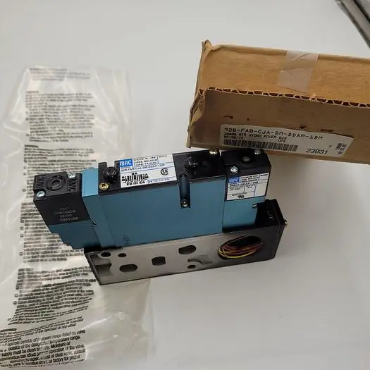 New | in-Stock MAC NEW IN BOX** MAC SOLENOID VALVE 92B-FAB-CJA-DM-DDAP-1DM Solenoid Valves | ND Industrial Surplus #1218676
