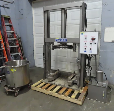 Myers Engineering Hydraulic Ram Discharge Press, RAM-450