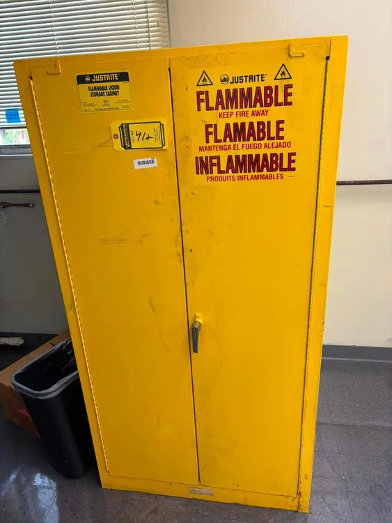 Used _UNKNOWN_ _UNKNOWN_ Hazardous Storage Units Ohio US | Myron Bowling Auctioneers Inc #1504655
