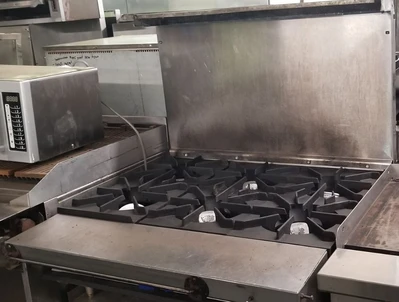 75-0087 Montague Natural Gas 6 Burner Countertop Hot Plate with Backsplash