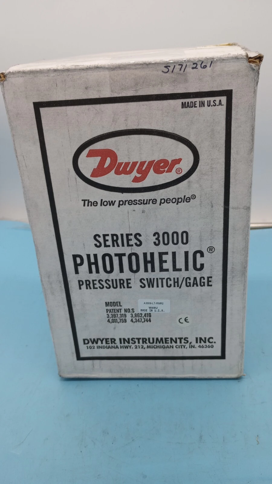 NEW Dwyer A3008-LT-RMR2