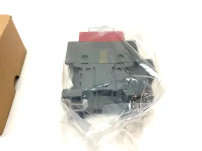 Ex9CA09D11B,1321999 | Noark Ex9CA09D11B Safety IEC Contactor 3-Pole 9A 24VDC 1321999 - New