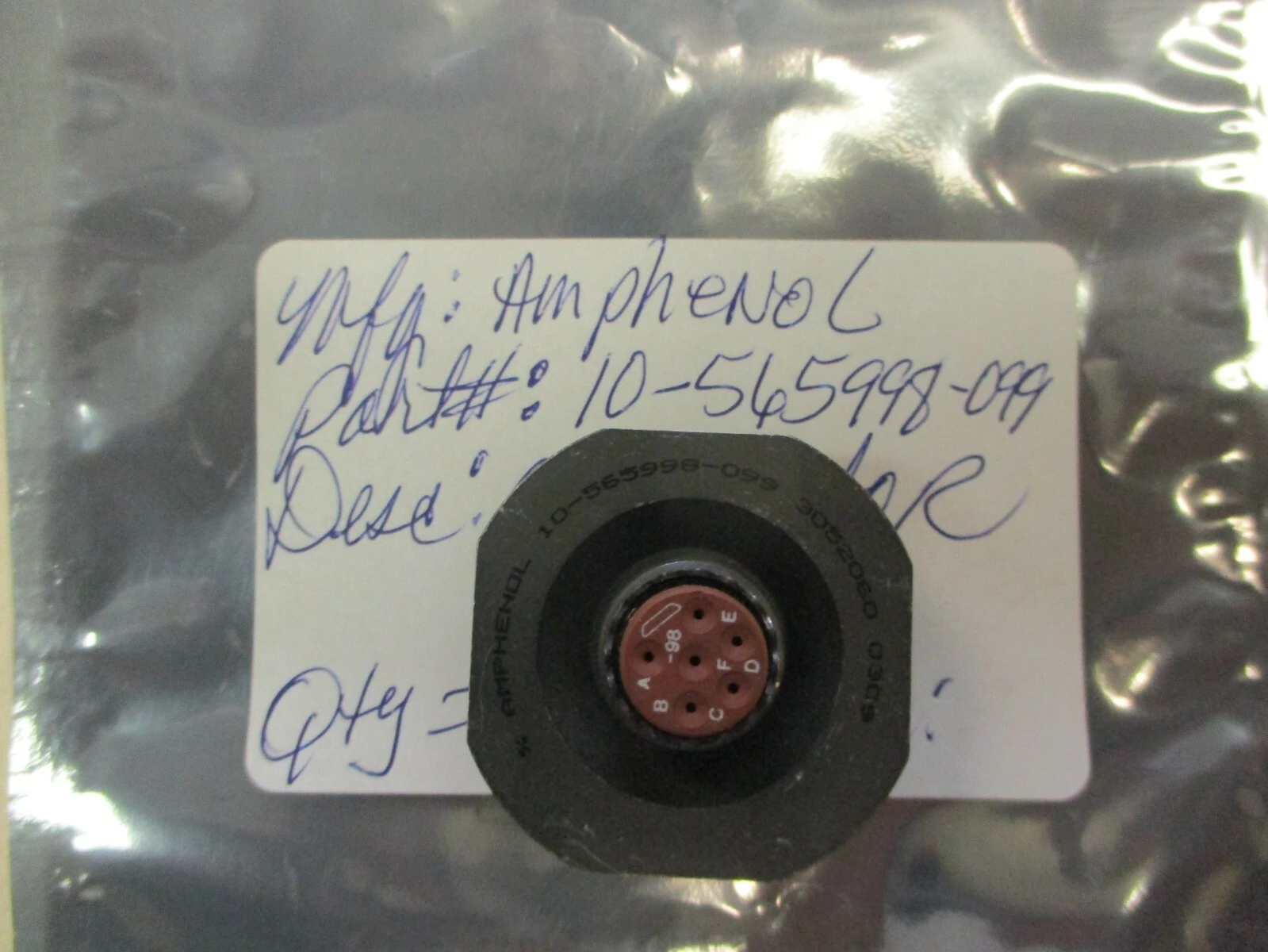 NEW Amphenol 10-565998-099