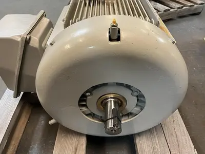 New | in-Stock SIEMENS 1LE242130B112AA3 A.C. Motors Ohio US | Surplus Asset Holdings #1207115