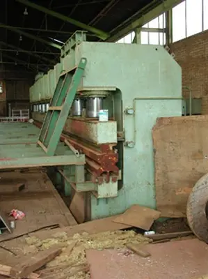 USED BAKKER 1500 TON X 12 METER