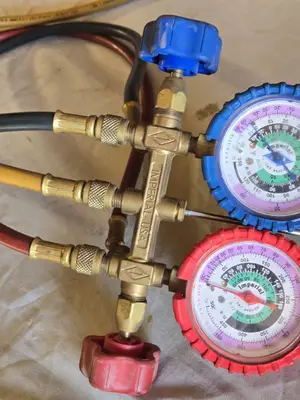 Imperial USA Refrigeration Manifold Gauge Set with Hoses