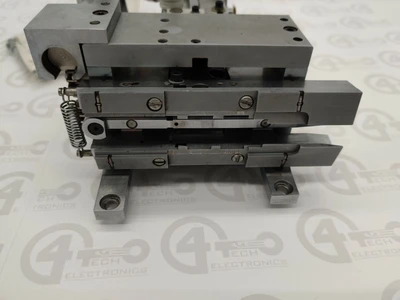 Used Universal Instruments Dip Spreader Miscellaneous PCB & SMT Equipment Michigan US | 4Tech USA #1540388