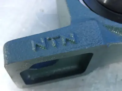 USED NTN UC210