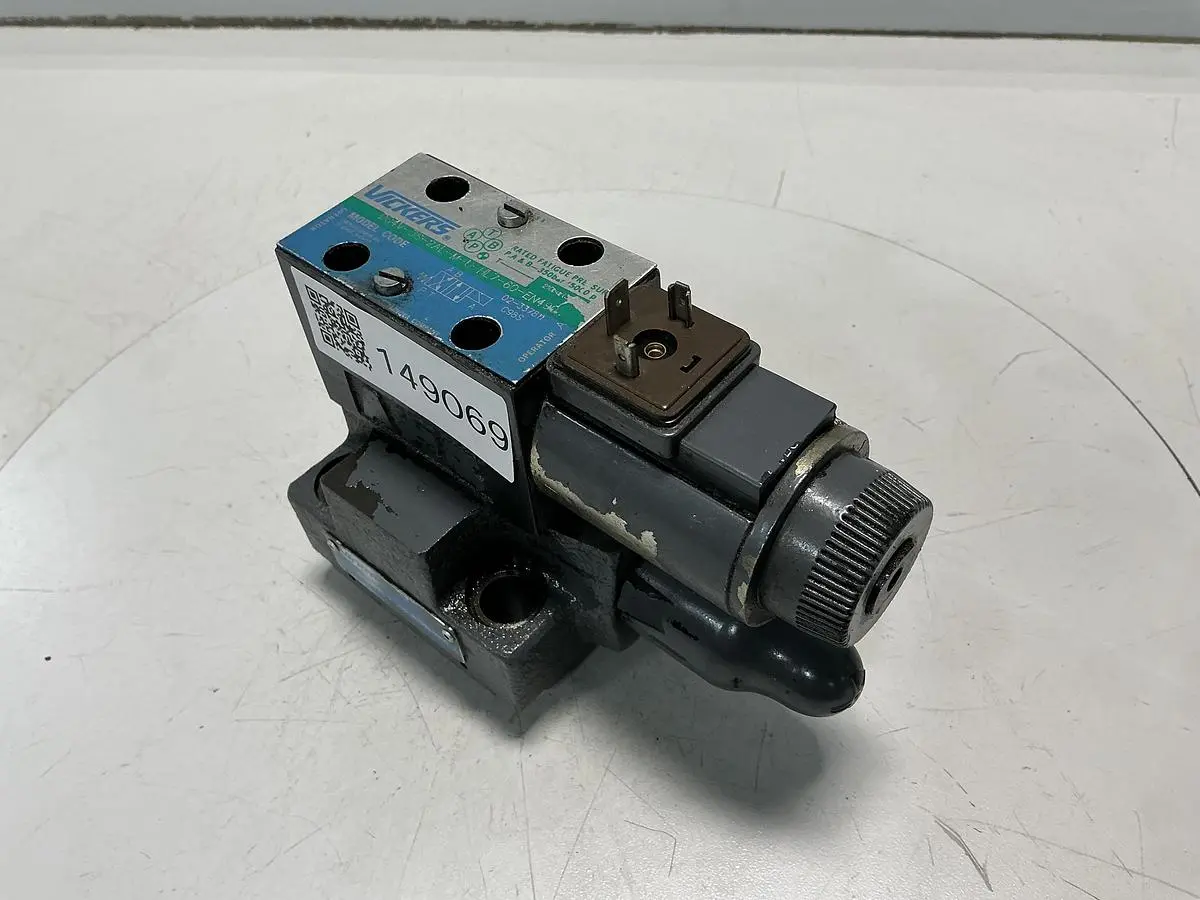 USED VICKERS DG4V-3S-2AL-M-U-HL7-60-EN490