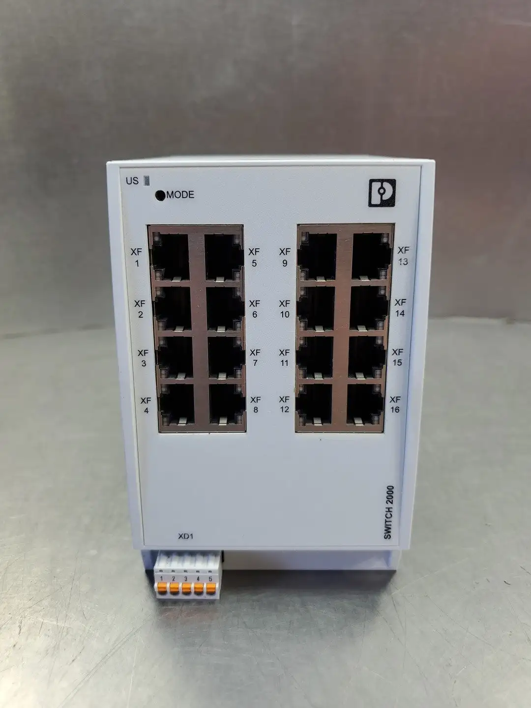 USED Phoenix Contact 2702908 FL SWITCH 2116 Industrial Ethernet Switch, 24 VDC