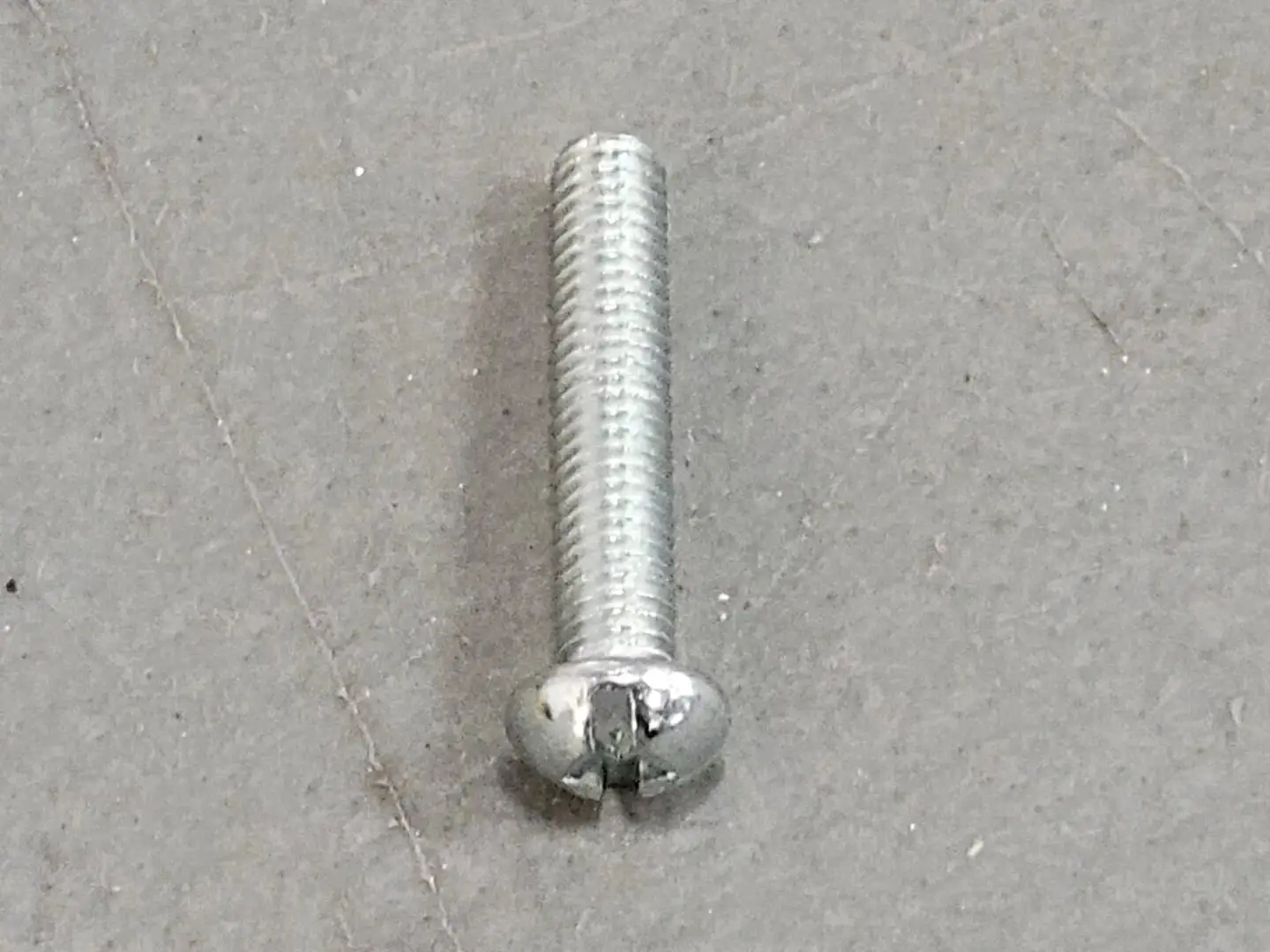 10-32 x 1" Pan Head Machine Screw MS10321Z (Box of 90)