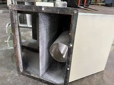 Feed Hoppers