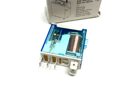 USED ALLEN-BRADLEY SLIM LINE RELAY 1-CHANGE OVER CONTACT