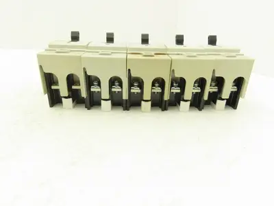 Mitsubishi NF30-FA 3-Pole No Fuse Circuit Breaker 10A 200-230V 3Ph Lot of 5