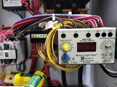 USED SQUARE D MODEL 6