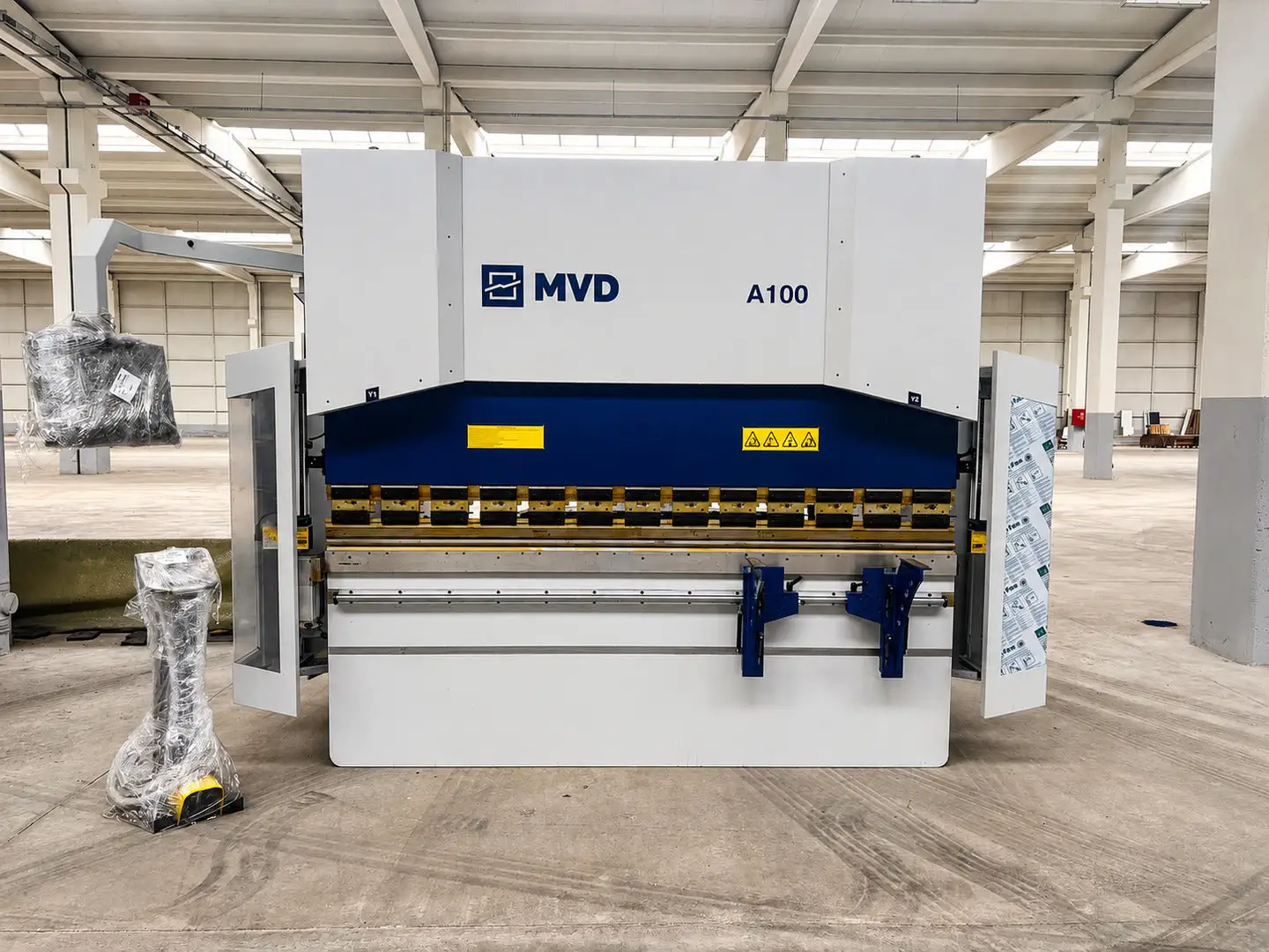 New | in-Stock 2026 MVD A100-2600 Press Brakes British Columbia CA | Lenmark #1424584