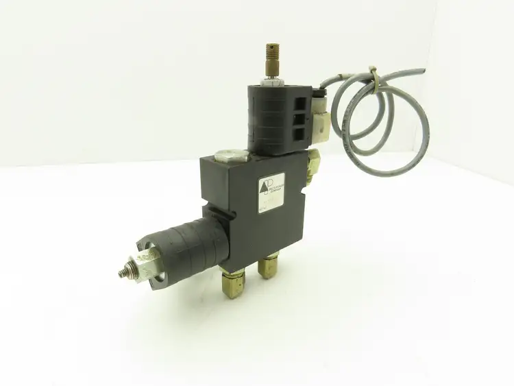 Used DELTA POWER HYDRAULIC _UNKNOWN_ Valves/Fittings | Arrow Industrial #566053