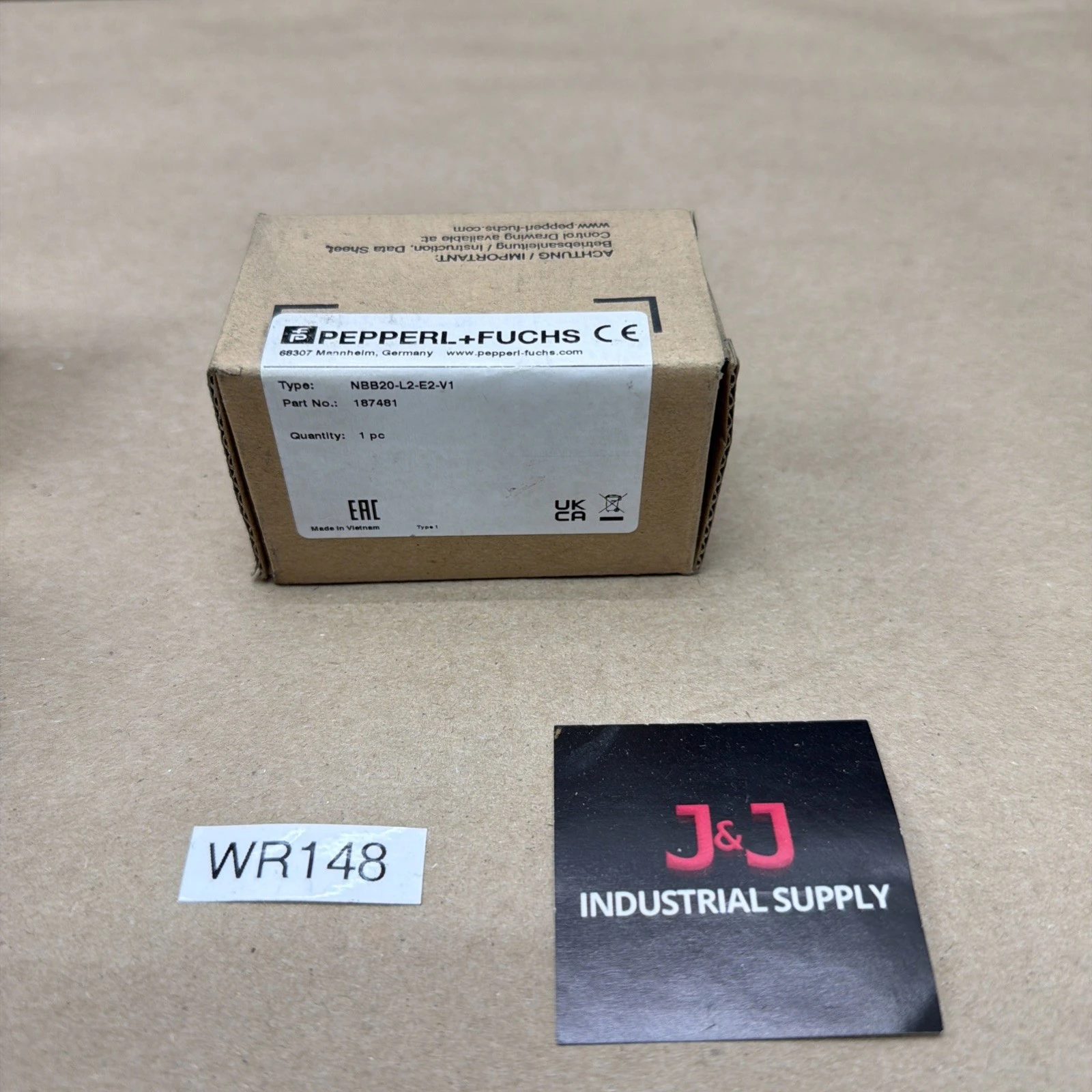 NEW Pepperl NBB20-L2-E2-V1