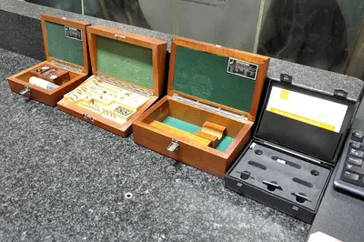 USED MITUTOYO BN-1020