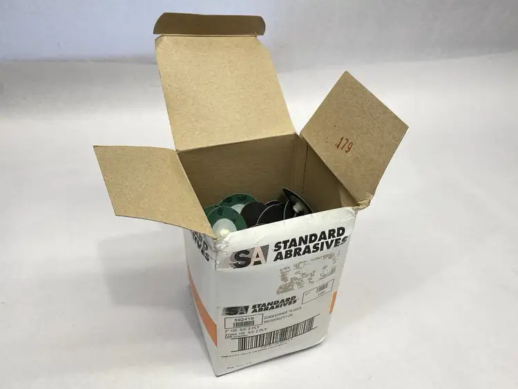 New | in-Stock 3M STANDARD ABRASIVES QUICK CHANGE SILICON CARBIDE 2 PLY DISC 2" BOX Quick Change | Maverick Industrial Sales #1105016