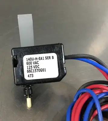 Allen-Bradley 140U-H-EA1 /B Circuit Breaker Auxiliary Contact 4C