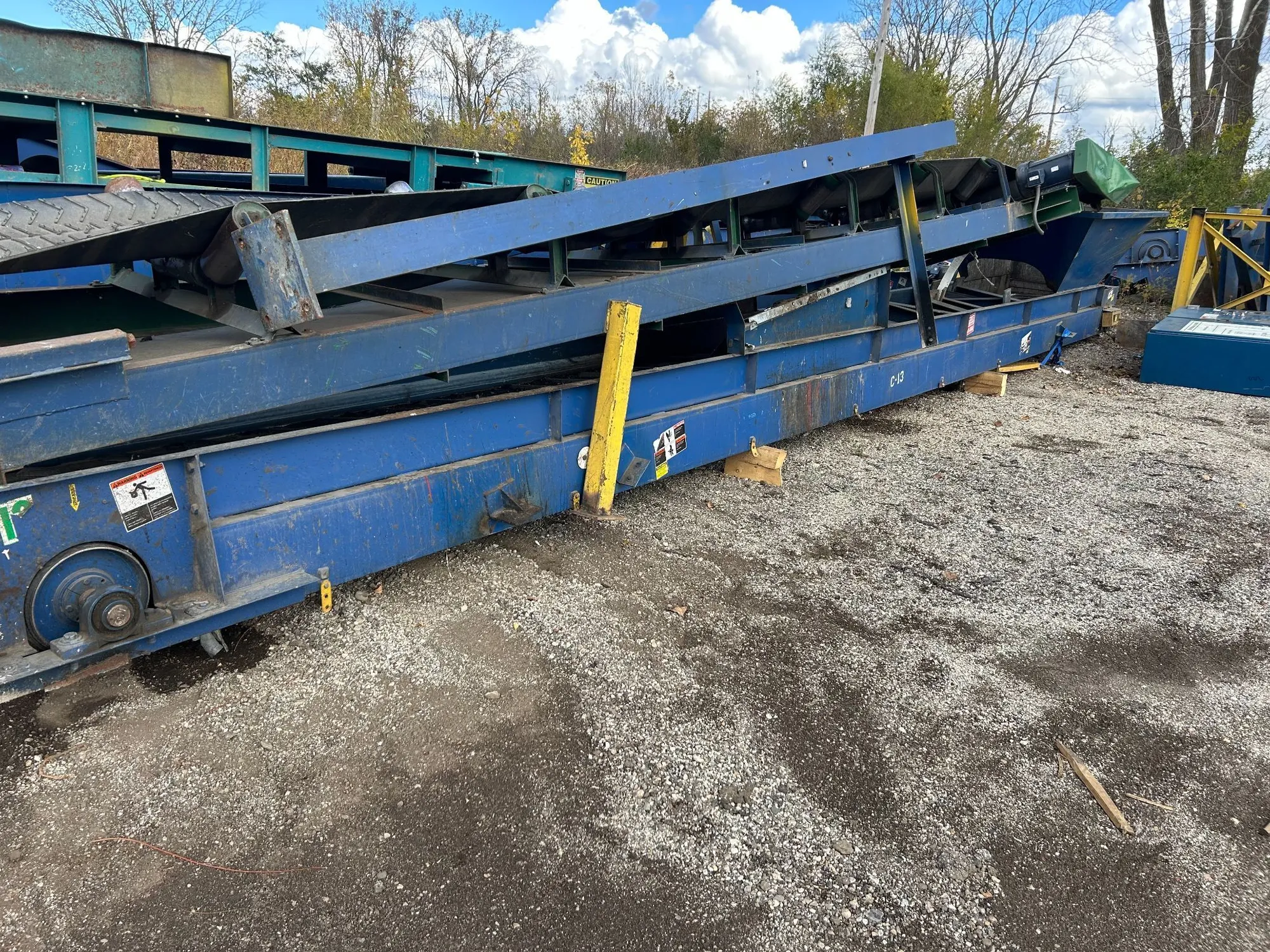 USED HUSTLER CONVEYOR CO. NA