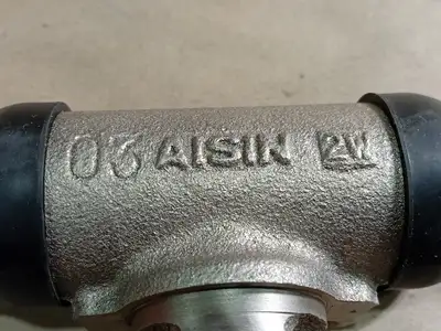 NEW TOYOTA 47550-60120