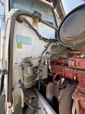 Used 2014 PETERBILT 365 Water Trucks California US | Ben Kaplan Equipment #1446336