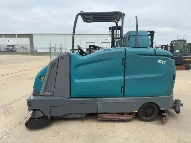 Used TENNANT M17 Sweepers Illinois US | Somerset Equipment Sales #1546220
