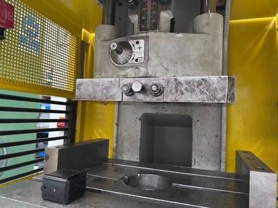 Used 1990 HARE 10HP Hydraulic Presses GB | Charter Auctions #1398548