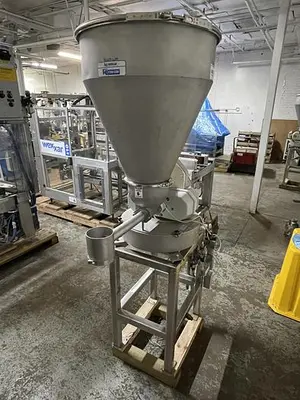 USED K-TRON K-TRON SODER 1.5” STAINLESS SCREW FEEDER