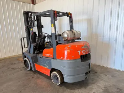 Used _UNKNOWN_ _UNKNOWN_ Liquid Propane Forklifts Ohio US | Myron Bowling Auctioneers Inc #1574235