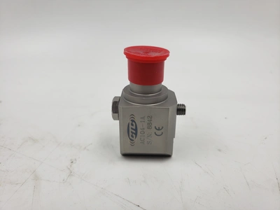 CTC AC104-1A Accelerometer 100mV/G NOM